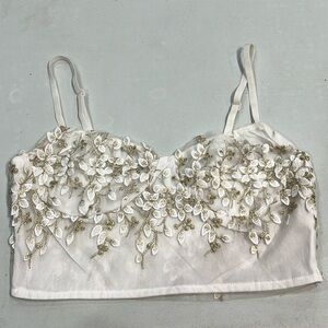 Crop top white sheer embroidered women’s medium‎